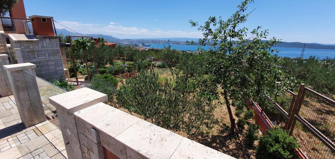 Villa Lkl, Heated Private Pool, Secluded And With A Great View Kaštela Exterior foto