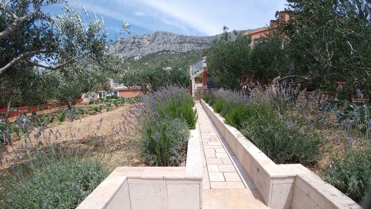 Villa Lkl, Heated Private Pool, Secluded And With A Great View Kaštela Exterior foto