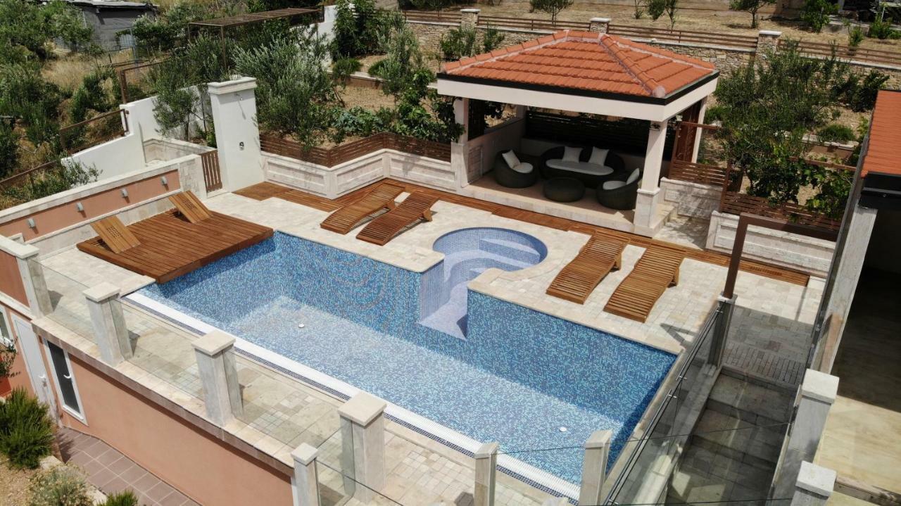 Villa Lkl, Heated Private Pool, Secluded And With A Great View Kaštela Exterior foto